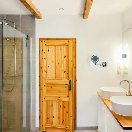 Spacious With Idyllic Orchard *